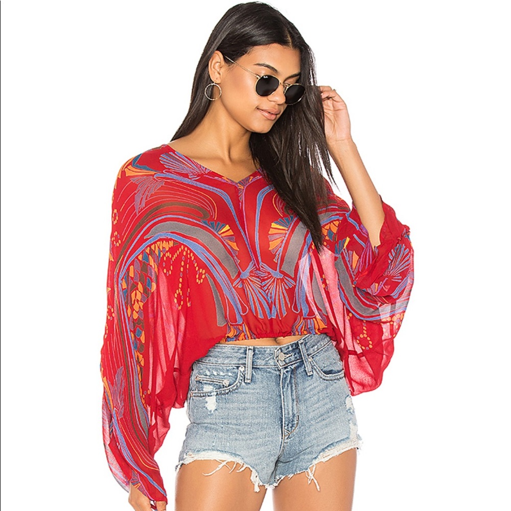 Free People Beneath the Sea Top